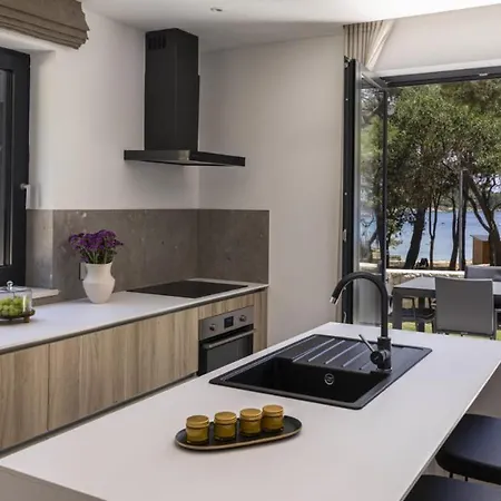 Mare Solis Pinea Mali Losinj Exterior photo
